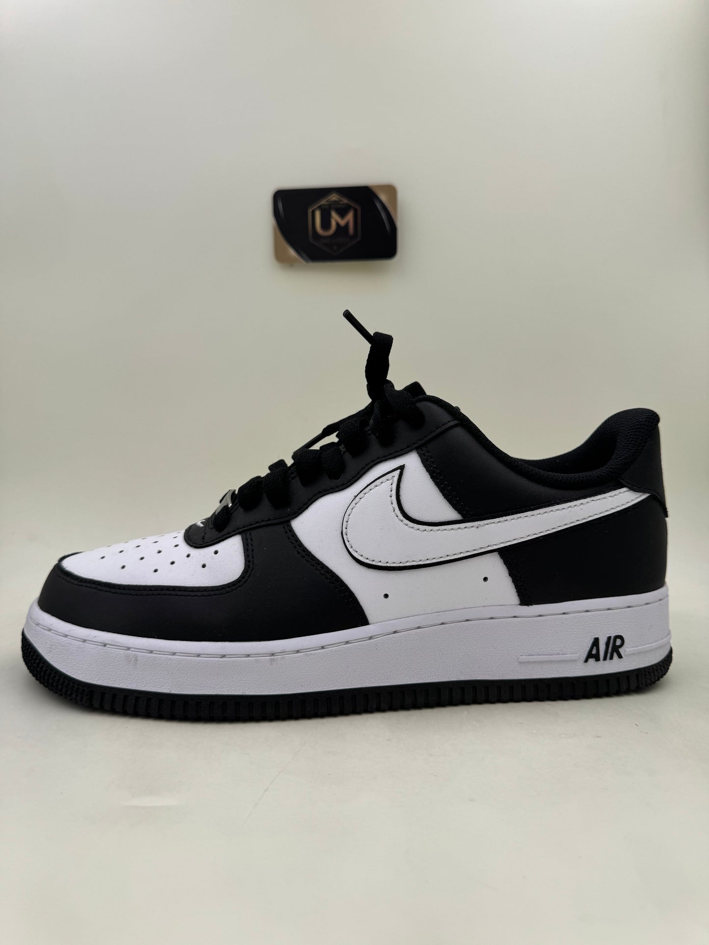 Nike Air Force 1 ‘07 ‘Panda’ | Size 10