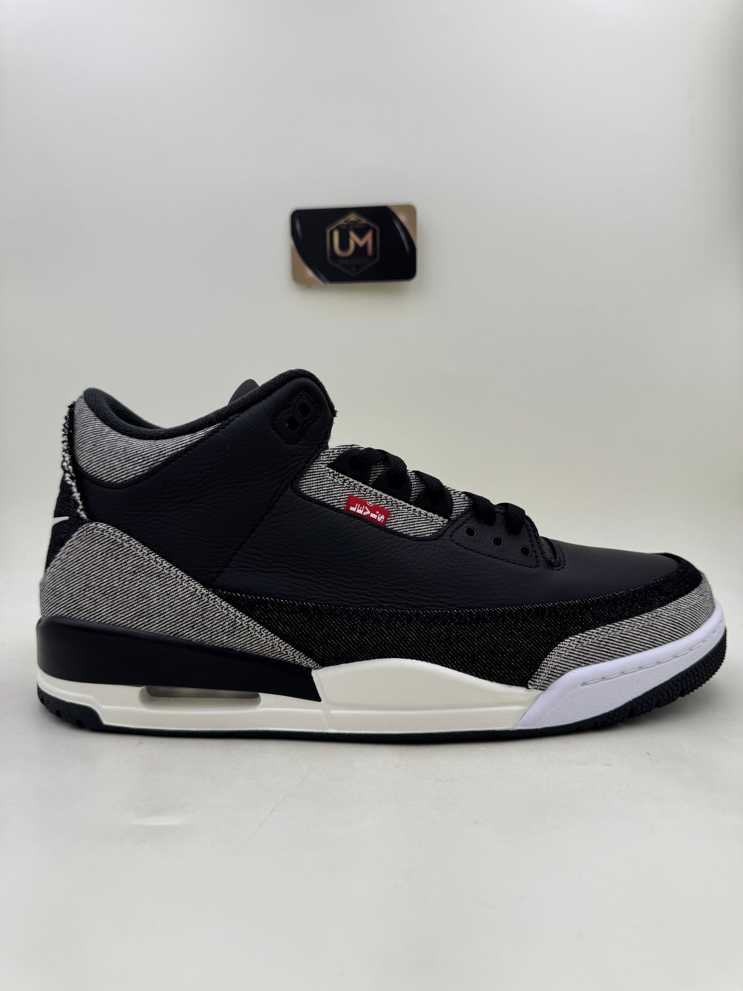 Levi’s x Jordan 3 SP ‘Black Denim’ | Size 13