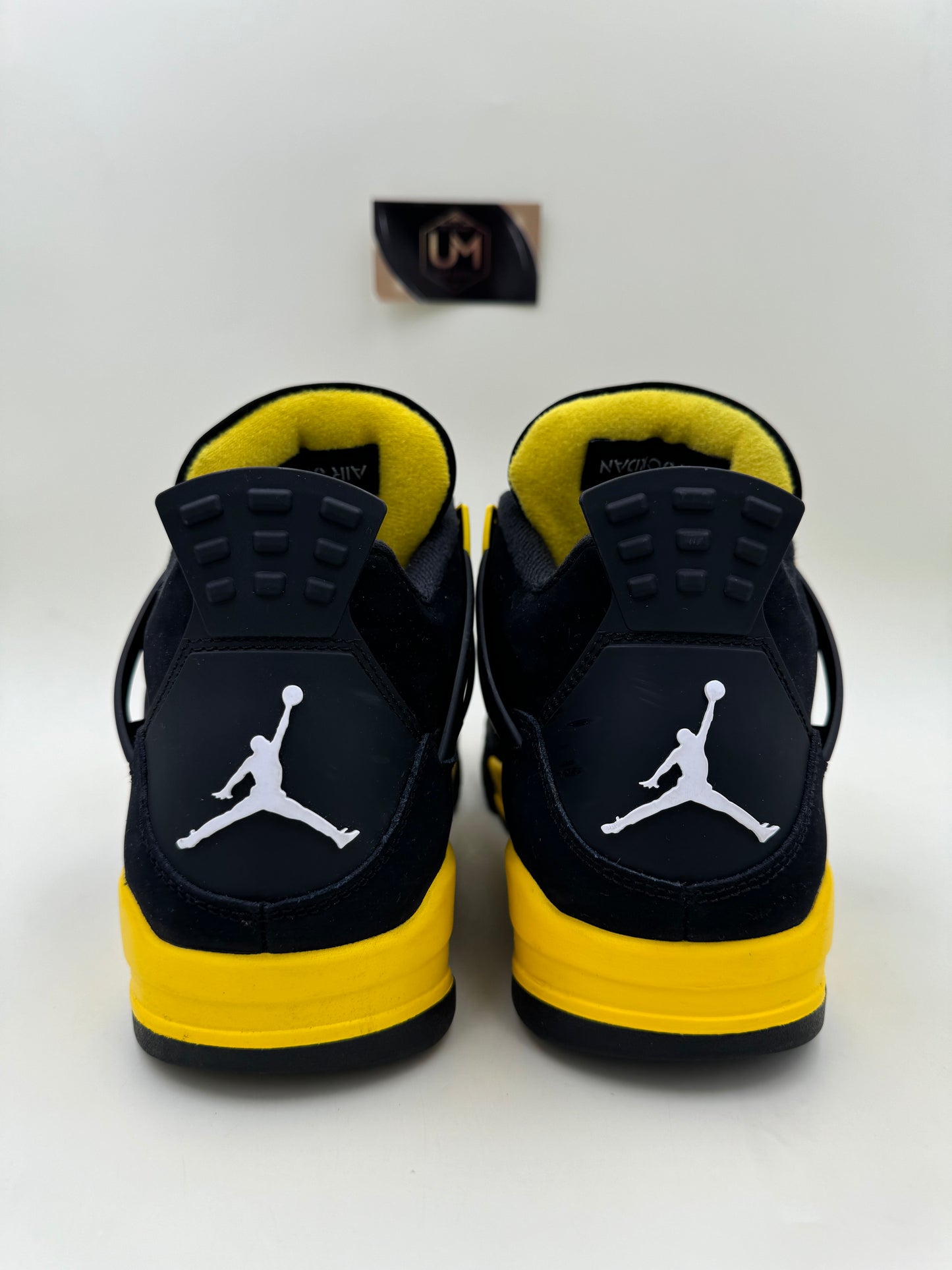 Jordan 4 'Thunder' 2023 | Size 11