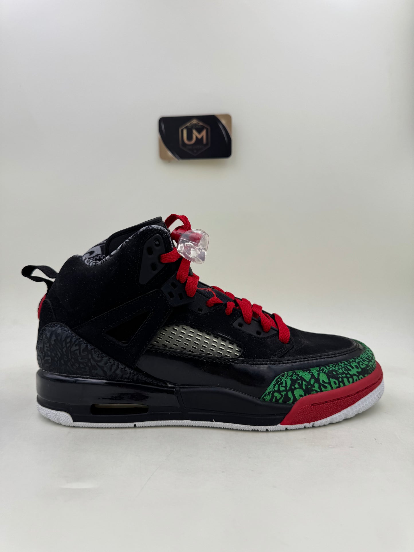 Jordan Spizike ‘Black Varsity Red’ 2017 | Size 6.5Y