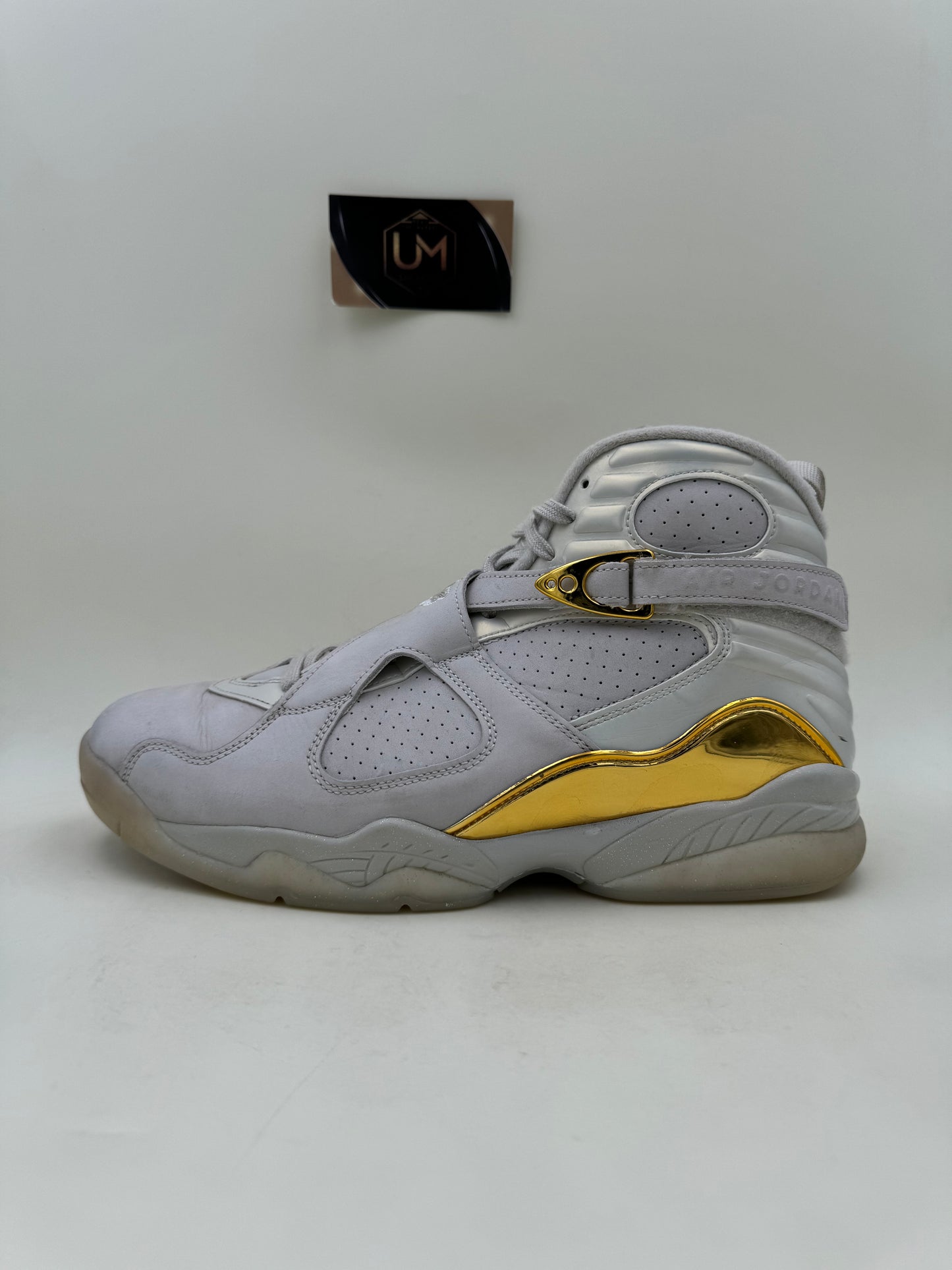 Jordan 8 C&C 'Trophy' | Size 10.5