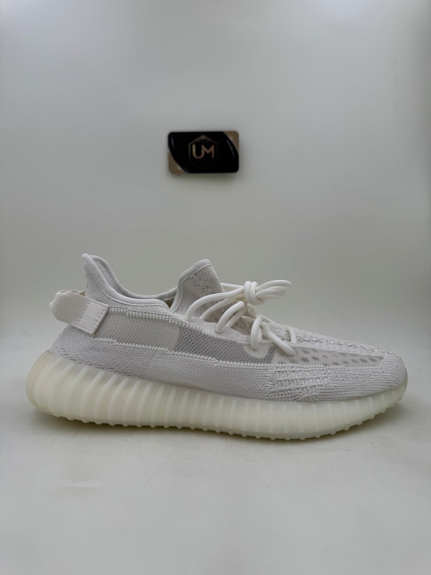 Yeezy 350 V2 ‘Bone’ | Size 9