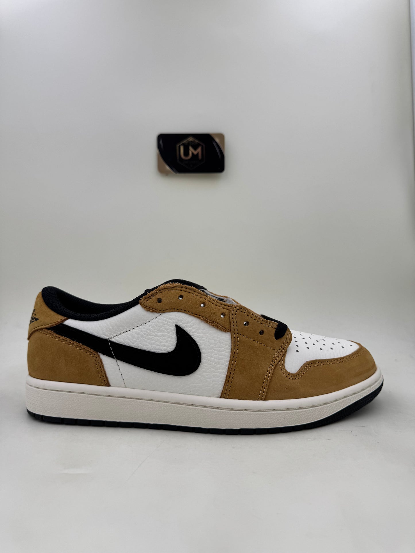 Jordan 1 Low ‘Rookie Of The Year’ | Size 9