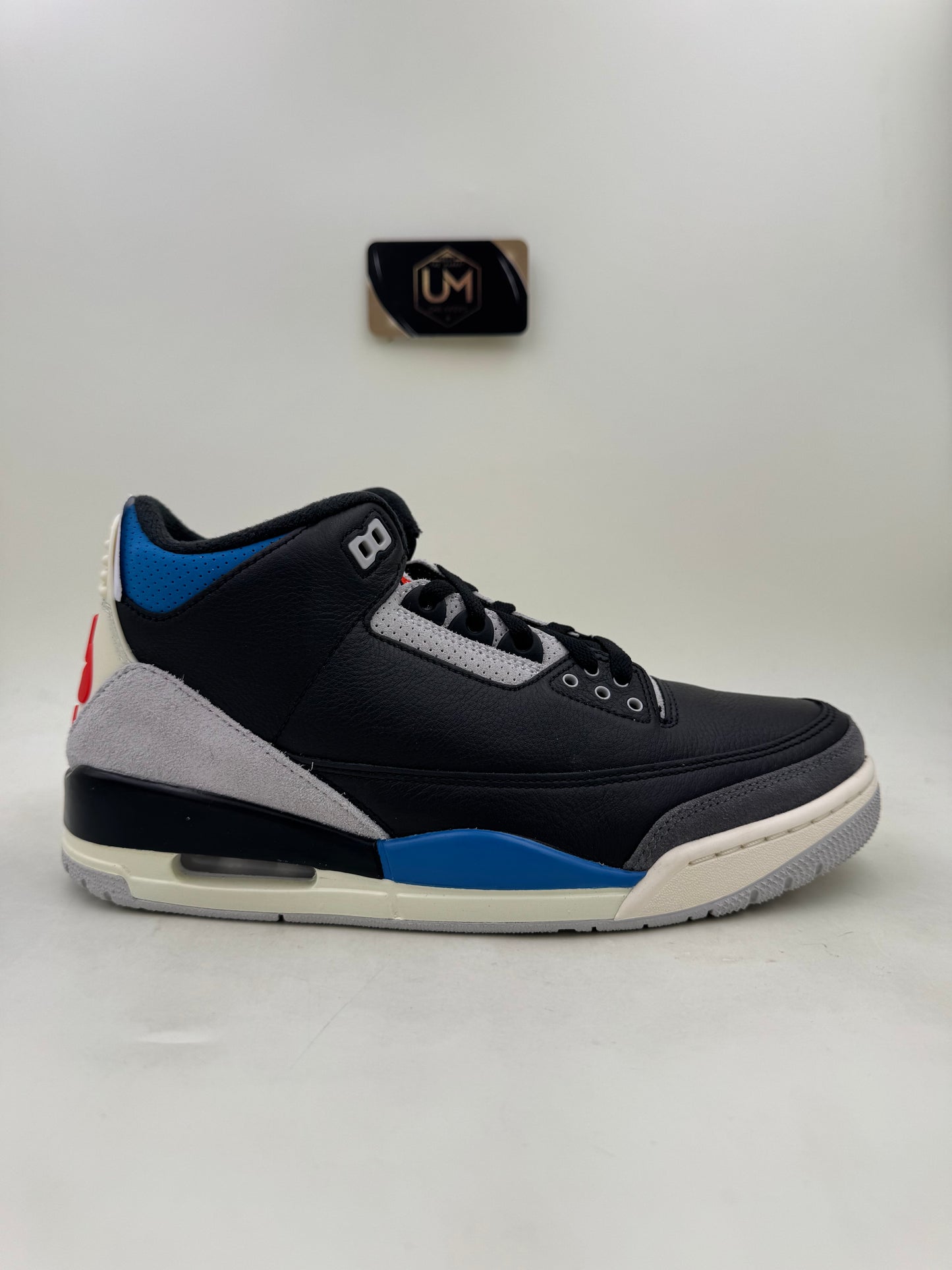 Jordan 3 'Rare Air' | Size 9